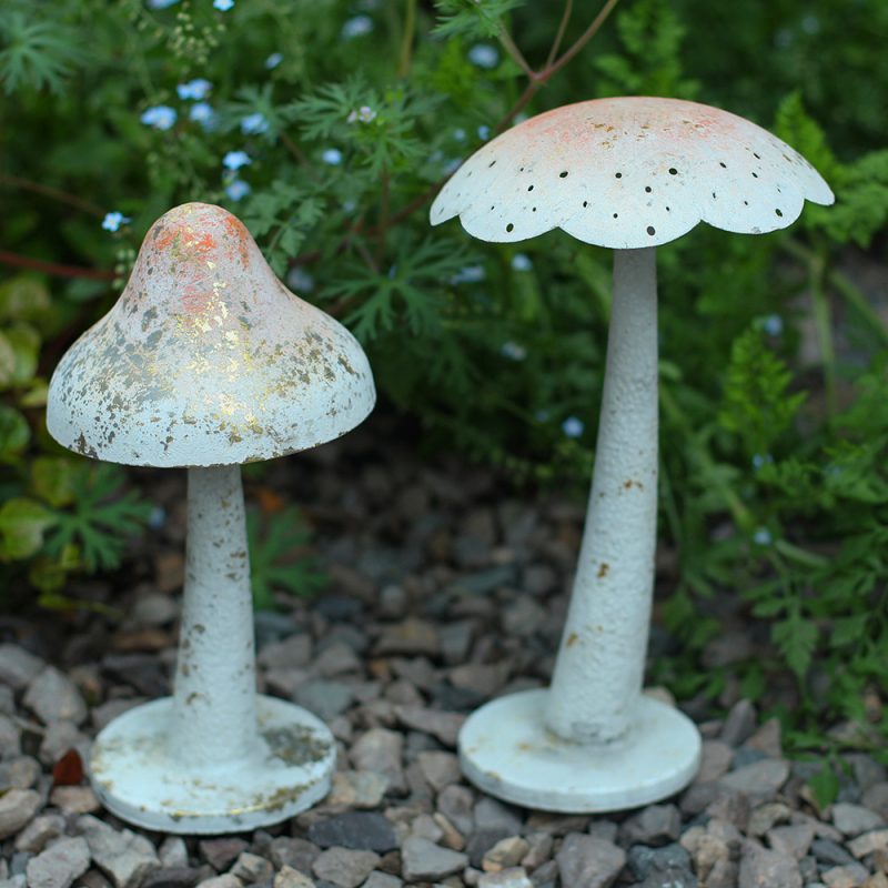 Dzelzs mākslas sēnes ornaments dārzam un pagalmam – ainavu skulptūra, 0,45 kg