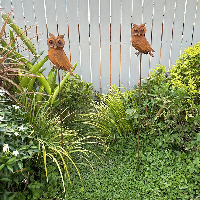 Āra dārza dekors: dzelzs pūce ar 3D reljefu un rūsas apdari, liešana, MATZ22