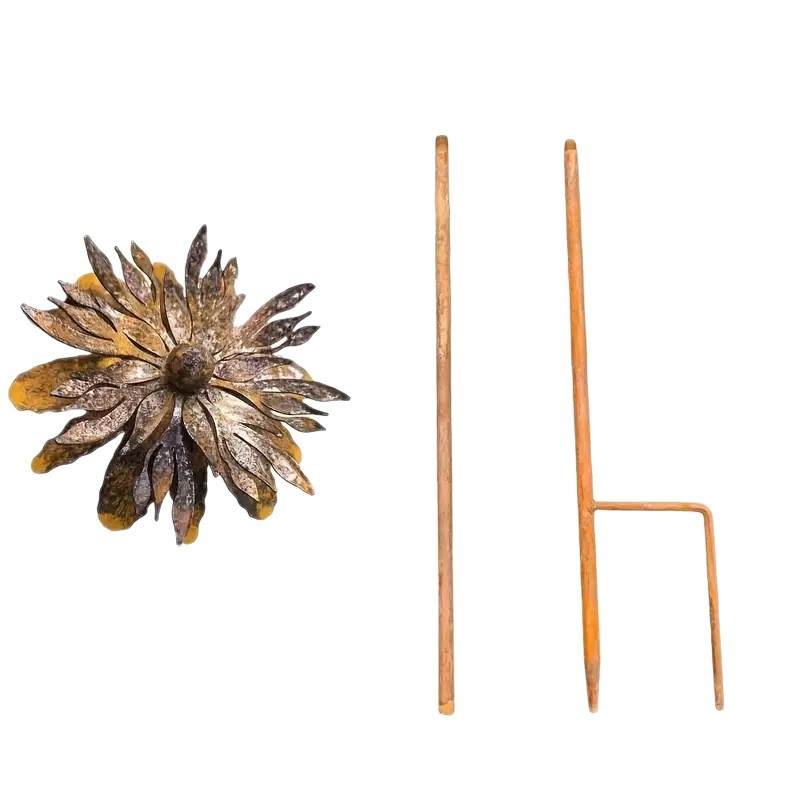 Μεταλλικό διακοσμητικό φυτό σε σχήμα άνθους για κήπο και γκαζόν – μεταλλική βάση στο έδαφος