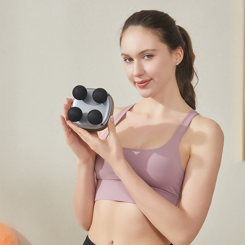 Határokon átívelő elektromos masszírozó kefés motorral, több mint 5 fokozat, több mint 6 masszázsfej és zaj 46–70 dB.