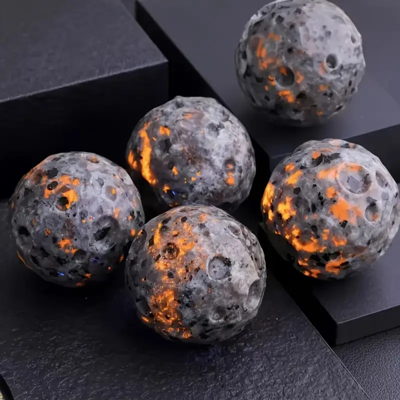 Asztali dísz Flame Stone, Crater Ball, Moon Surface, Crystal (CMS kód)