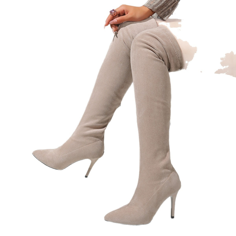 Nadkelnių batų su smailiu pirštu, stileto kulnas, kulno aukštis 6–8 cm, šlaunies aukštis virš kelio