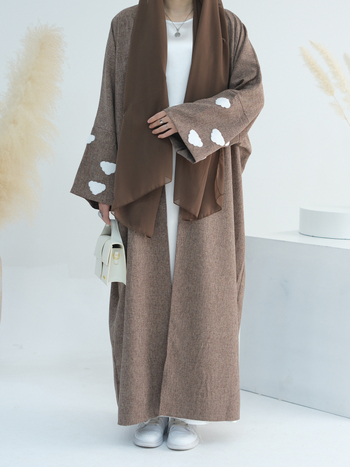 Μακρύ ρόμπα με μανίκια μπατγουίν και κέντημα με συννεφιά, ανοιχτή μπροστινή μεριά, φαρδύ καφτάν, πολυεστέρας 95%+, Καλοκαίρι 2025