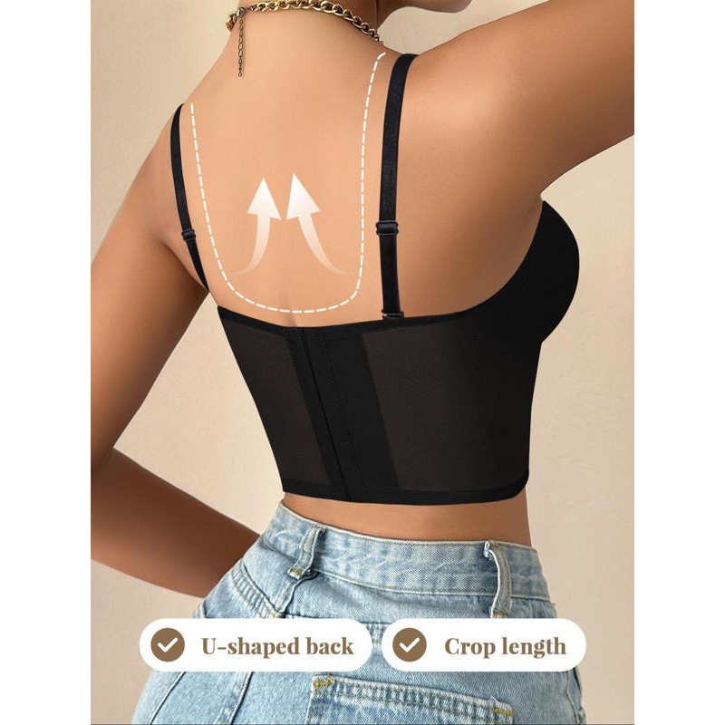 Krūšturu komplekts ar push-up efektu, trijstūra formas kausi, vidēji veidoti kausi, oderējums: spandeks