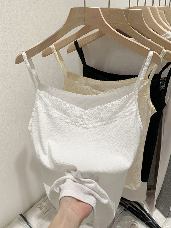 Sieviešu sling top ar mežģīņu linti, kokvilnas-poliestera maisījums, šaura piegriezuma, īss garums, vasara 2024