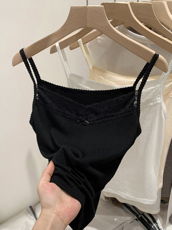 Sieviešu sling top ar mežģīņu linti, kokvilnas-poliestera maisījums, šaura piegriezuma, īss garums, vasara 2024