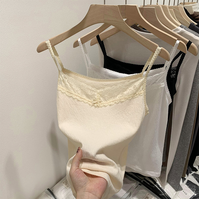 Sieviešu sling top ar mežģīņu linti, kokvilnas-poliestera maisījums, šaura piegriezuma, īss garums, vasara 2024