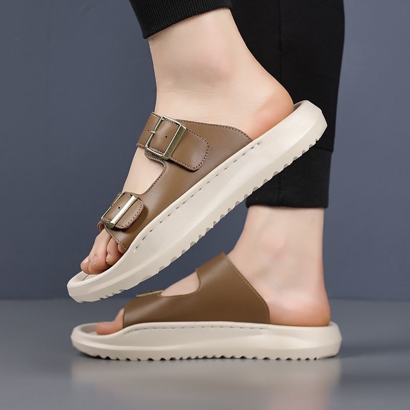 Vyriniai sandalai iš dviejų sluoksnių odos su viršutine dalimi, kasdienio stiliaus