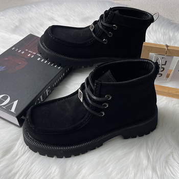 Derby μποτάκια με σουέτ επάνω μέρος, καουτσούκ σόλα, λειτουργία αύξησης ύψους, μπροστινό κορδόνι