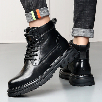 Μαρτίν μποτάκια ανδρών από γνήσιο δέρμα, επένδυση από δύο στρώσεις δέρματος χοίρου και τεχνητή γούνα, εσωτερικός πάτος από συνθετική γούνα, σόλα καουτσούκ, μεσαίο ύψος, στρογγυλή μύτη, παχιά φτέρνα