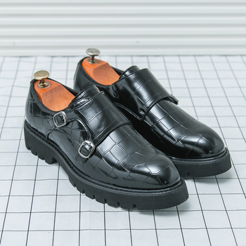 Ανδρικά παπούτσια γραφείου με επάνω μέρος από μικροϊνές, σόλα από καουτσούκ, μυτερή μύτη, ριγέ μοτίβο, στυλ casual/επαγγελματικό