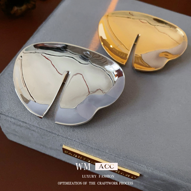 Broșă cu design geometric metalic, finisaj electroplatat, accesorii elegante pentru femei