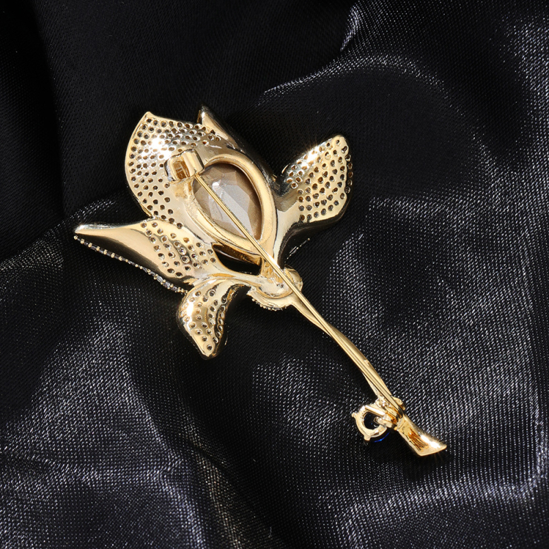 Auksinė gėlių segė moterims su cirkono įlaidais vario pagrinde, Princesės serija