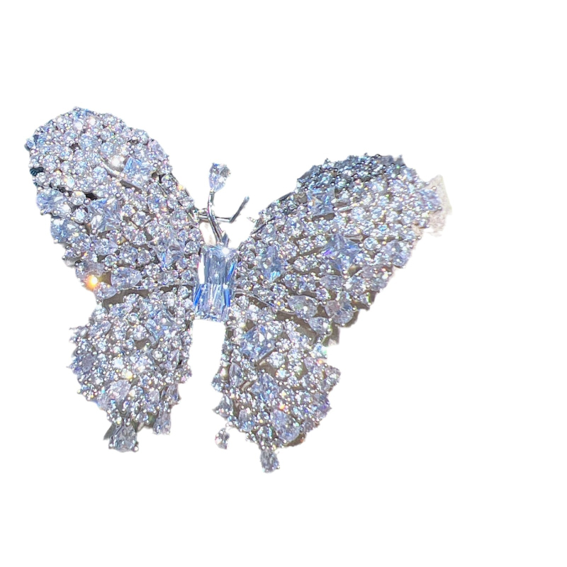 Broșă în formă de fundă, cu montură diamant, din cupru placat cu aur prin micro-incrustări, Dazzling Crystal, stil Chanel pentru femei