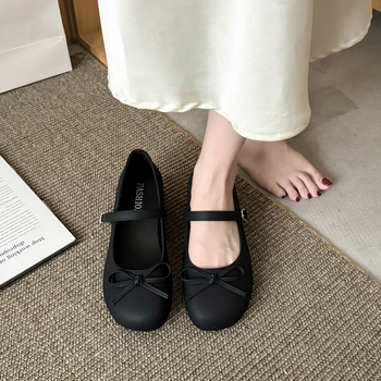 Mary Jane παπούτσια μπαλέτου με τετράγωνη μύτη, επάνω μέρος από συνθετικό PU, χαμηλό τακούνι 1–3 cm, κούμπωμα με μια σειρά