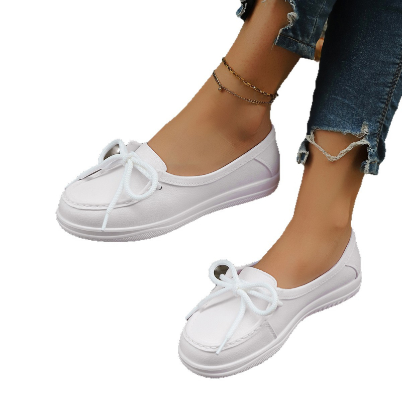 Moteriški Slip-on odiniai batai su stora pada – apvali nosis, PU viršus, odinė įdaila, guma pada, prancūziškas stilius, žemas kulnas 1–3 cm