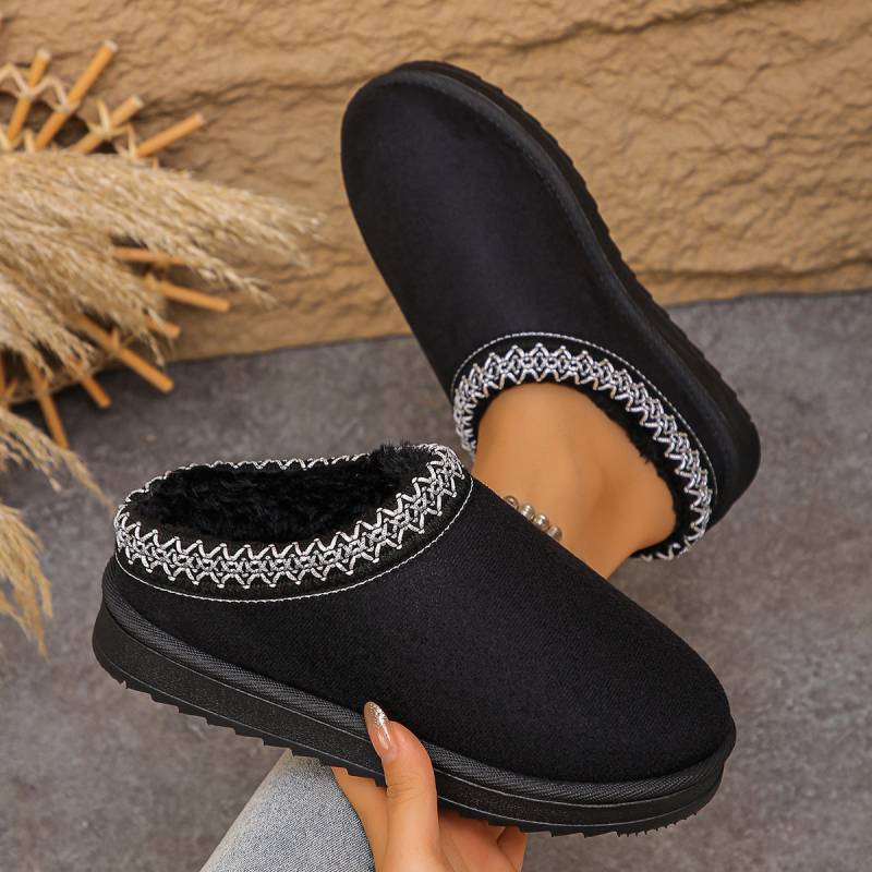 Velúr felsővel készült mule papucs gumírozott talppal, téli meleg bélésű