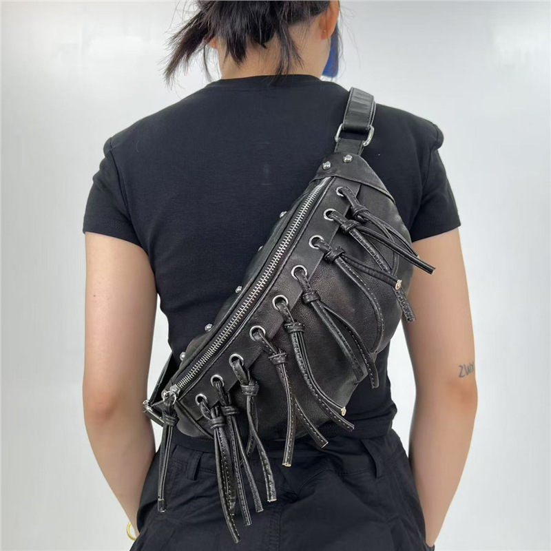 Pečių rankinė Euro-American Vintage stiliaus su kutais, distresuotas vint-efektas, PU denim audinys, Dumpling Bag, ovali forma, užtrauktuko uždarymas, telefono kišenė, vienas peties diržas, pavasaris 2025