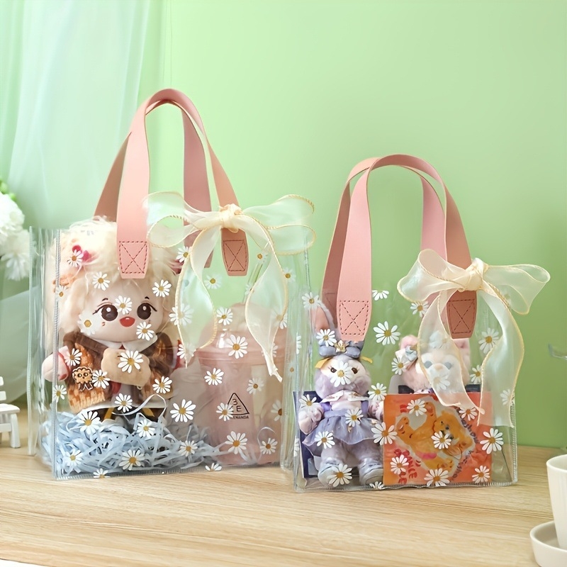 PVC kubo formos kosmetinė rankinė su mažos krizantemos motyvu, skirta dovanų įpakavimui ir laikymui kosmetikai, biuro prekėms bei saldumynams — modelis 0916, prekės kodas AL2510