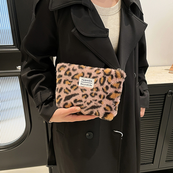 MAY RABBIT βελούδινο καλλυντικό τσαντάκι με επένδυση καμβά, οριζόντιο τετράγωνο σχήμα, φερμουάρ