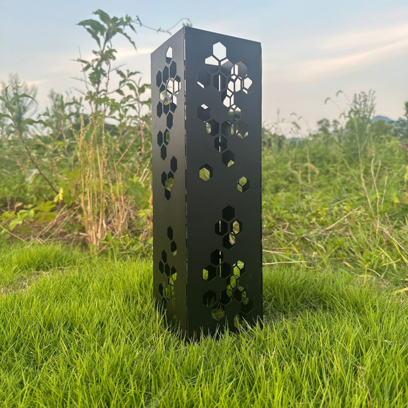 Dārza kolonna, dekoratīva skulptūra ar pastorālu dabisko stilu, dzelzs konstrukcija (Materiāls: Dzelzs; Kategorija: Dzelzs mākslas ziedu ievietojums; Pielietojuma aina: Universāla, Dārzs)