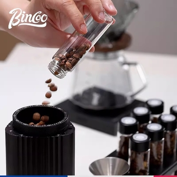 Stikla kafijas pupiņu burka ar noslēgšanu — caurspīdīgs pārnēsājams uzglabāšanas trauks ar vienvirziena ventilāciju