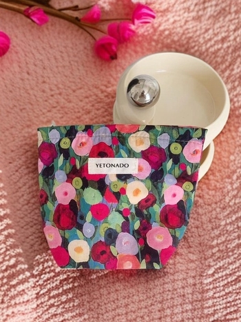 Κοσμητική τσάντα με μοτίβο λουλουδιών σε ελαιογραφία – εξωτερικό πολυεστέρας, επένδυση από καμβά, μάρκα Blings, μοντέλο Bls77