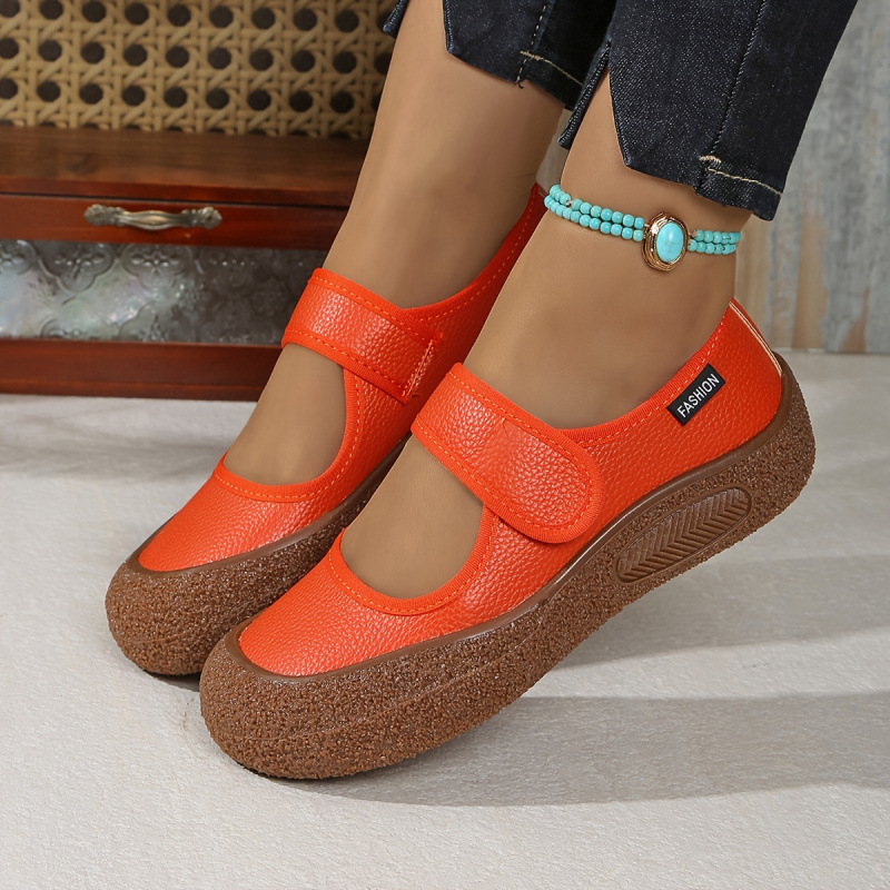 Női Oxford cipő – kerek orr, velúr felsőrész, TPR talp, 4–6 cm-es sarok, koponya minta