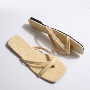 Uždarytų pirštų bateliai suaugusiems — viršutinė dalis: Shih tzu; padas: guma; kulnas: plokščias; padų storis: 0–3 cm; stilius: Pop