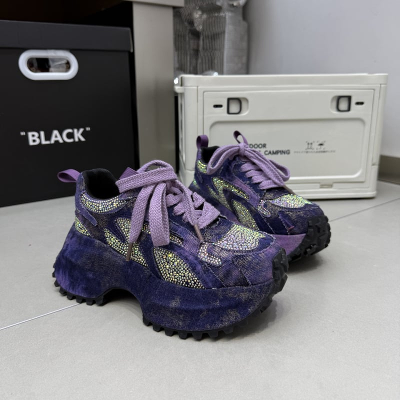 Sieviešu sporta apavi Dad Shoes stilā – augšējā daļa no mikrošķiedras, apaļa purngala, augsts 3–7 cm, šņorēšana, EVA iekšzole