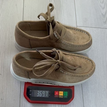 Sieviešu ikdienas kurpes ar velūra augšpusi, apaļš purngals, vidēja papēdis 3–5 cm, priekšējā šņorēšana