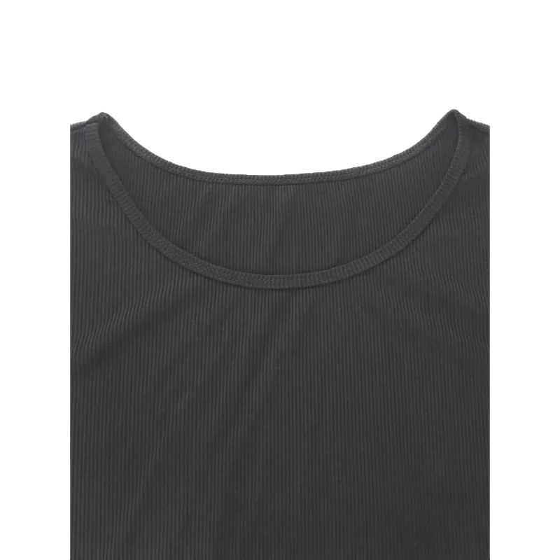 Body din poliester tricotat, cu mâneci lungi, talie înaltă, croială aderentă.