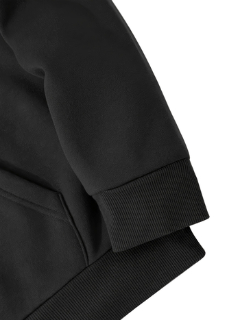 Džemperis su gobtuvu su priekine ir nugarine skeletinių raidžių spauda, ilgomis rankovėmis, ultra trumpas ilgis (≤40 cm), poliesteris