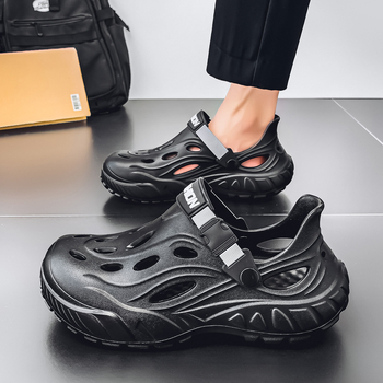 Ανδρικά σανδάλια Crocs στυλ, ελαφριά και διαπνέοντα, EVA επάνω και σόλα EVA, στρογγυλή μύτη, casual με κλειστό δάχτυλο, καλοκαίρι 2025, σόλα φτιαγμένη με έγχυση