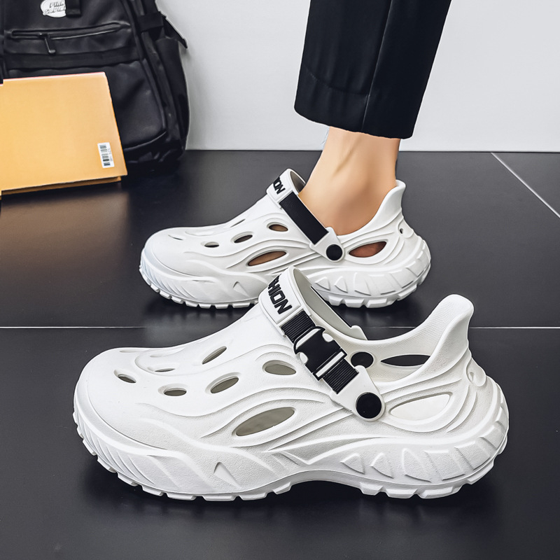 Vīriešu sandales Crocs stilā, vieglas un elpojošas, EVA augšdaļa un zole, apaļš purns, ikdienas stils, vasara 2025, zole izveidota ar injekcijas formēšanu