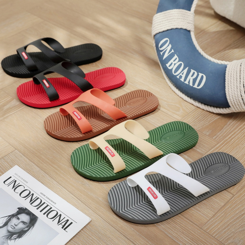 Slapi bărbați cu deget deschis, partea superioară din PVC, talpă EVA, curele cu cataramă dublă, pentru interior și exterior