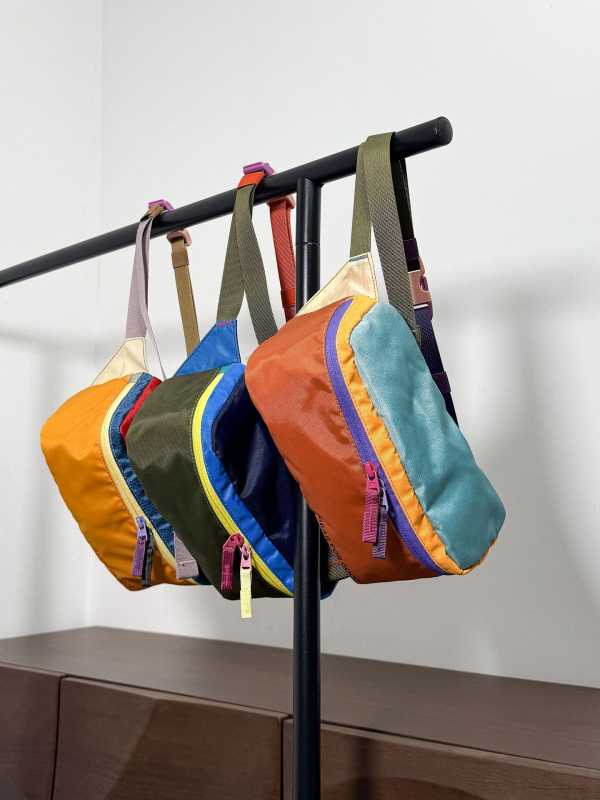 Nailoninė krūtinės/juosmens krepšys 3L su užtrauktuku kišene