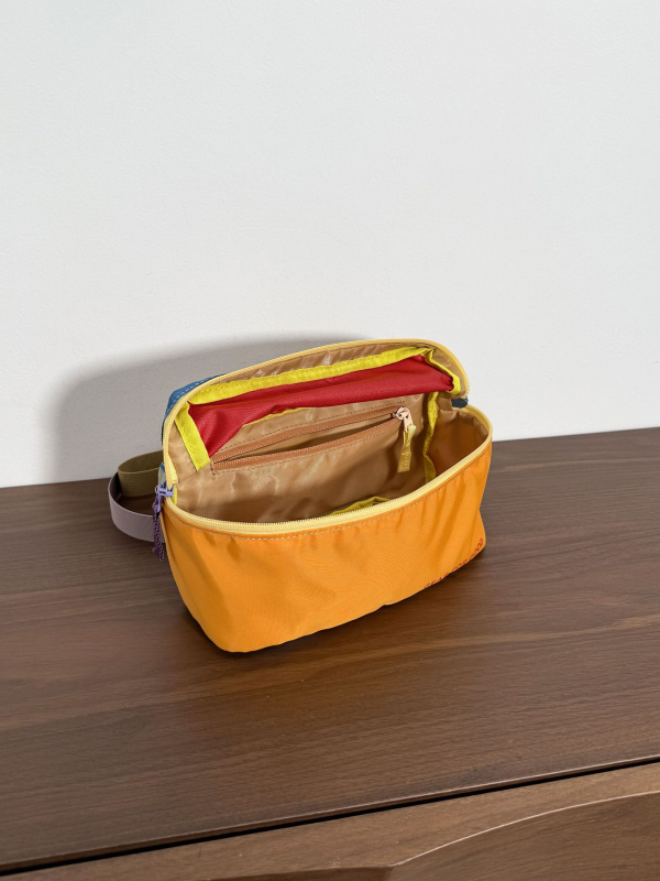 Nailoninė krūtinės/juosmens krepšys 3L su užtrauktuku kišene