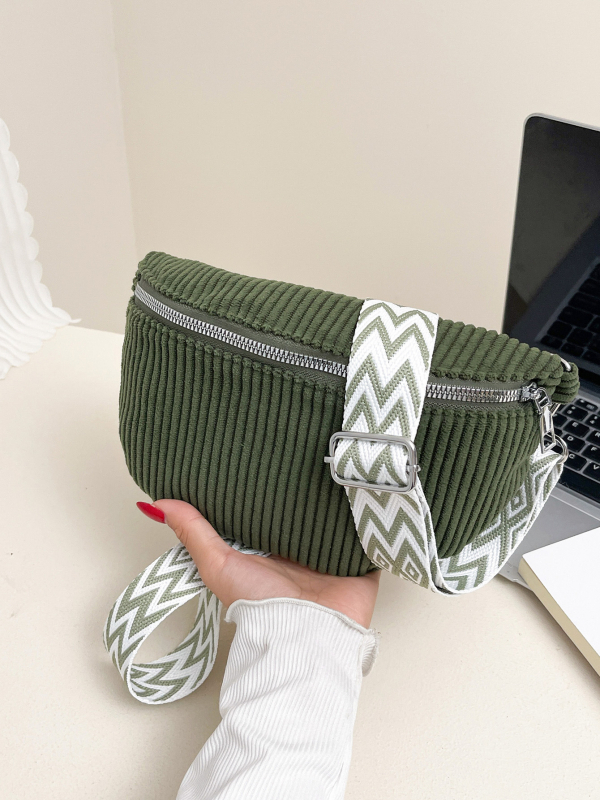 Kanvas crossbody soma, spilvena forma, rāvējslēdzēja aizvērums, viena siksna