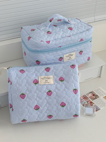 Чанта за козметика с плоден мотив — полиестер, подплата полиестер, дишаща, ултралека, подходяща за ежедневна употреба