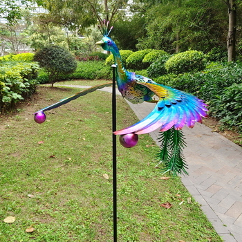 Железен петел за външен двор — балансираща фигура, модерен минимализъм, градински декор, готов за подарък