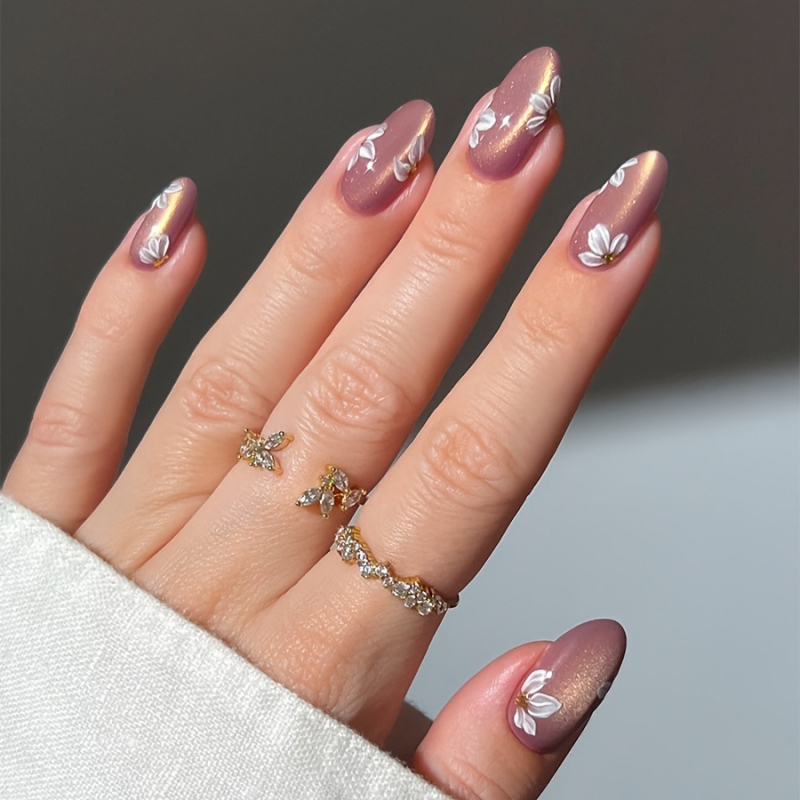 Viltus naglas ar kaķa acu stilā, mandeļu forma, tauriņa raksts, daudzkrāsains pārklājums