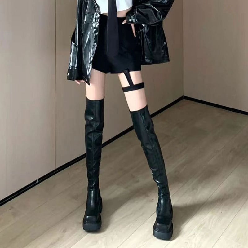 Cizme peste genunchi cu partea superioară PU, talpă din cauciuc, vârf rotund, toc de 6-8 cm, fermoar lateral (PU; cauciuc; rotund; 6-8 cm; lateral)