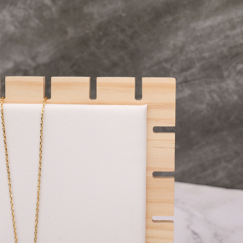 Sincere tömörfa ékszerkiállító állvány L-alakú, egysoros, egy szint, összeszerelt kivitel