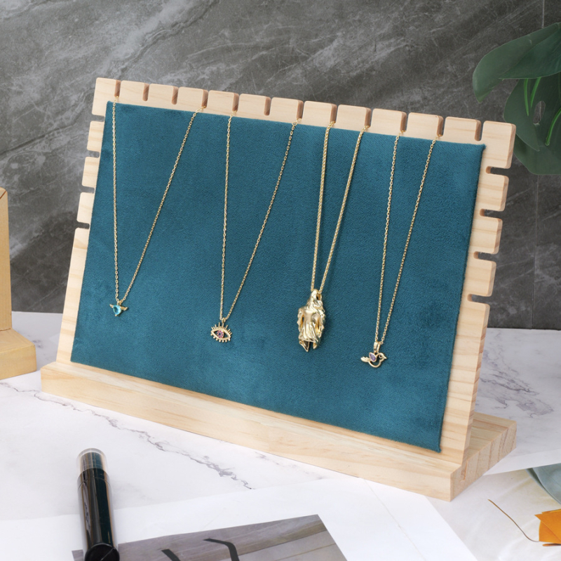 Sincere tömörfa ékszerkiállító állvány L-alakú, egysoros, egy szint, összeszerelt kivitel