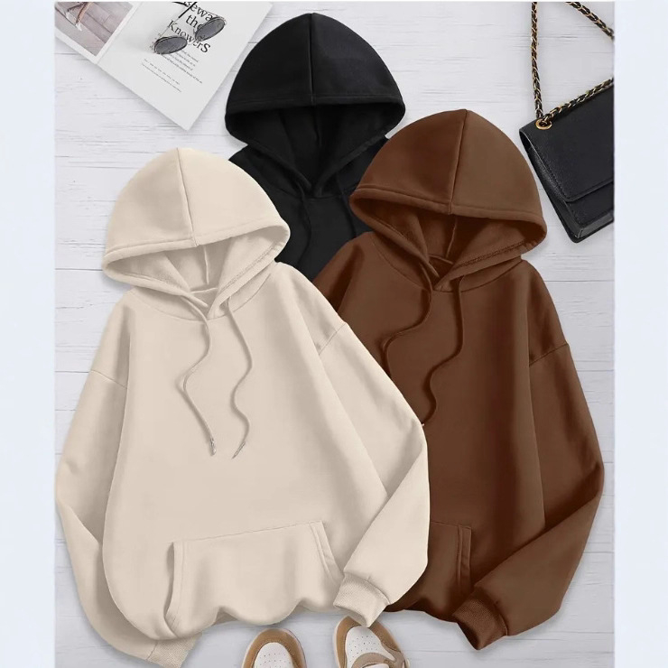 Džemperis su gobtuvu, 3 dalių komplektas su dirželiu ir 3D kišenėmis, ilgos rankovės, poliesteris.