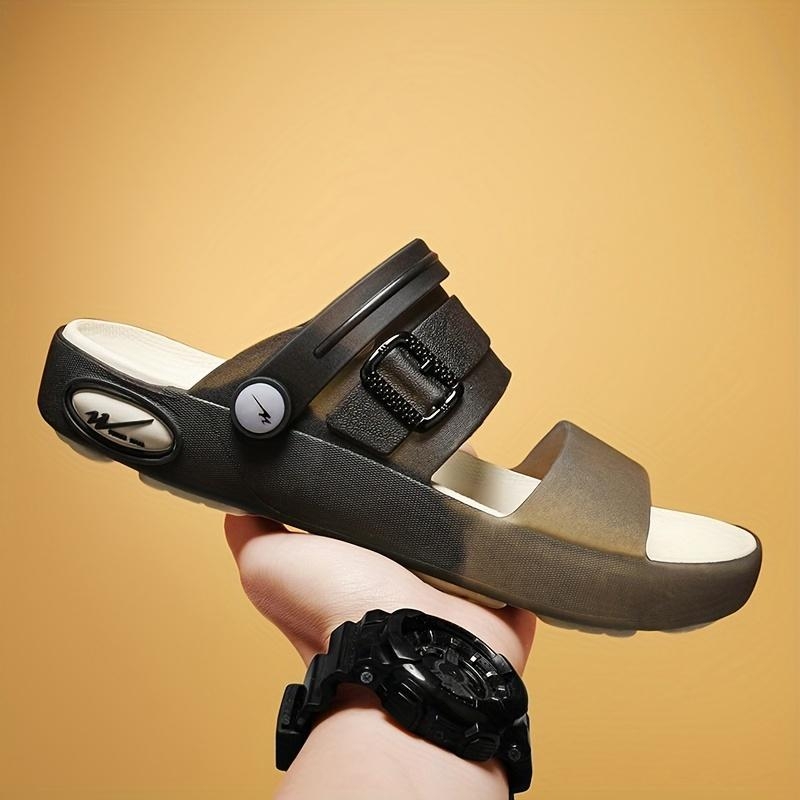 Fedett lábujjú szandál, sportos stílus, velúr felsőrész, kender fonott talp, lapos sarok