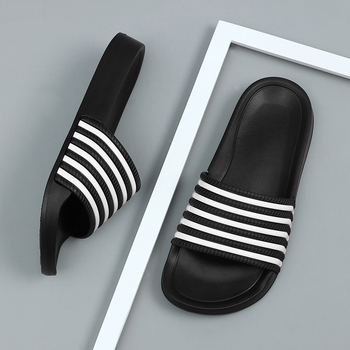 Šlepetės su viena juosta — viršus PVC, padas EVA, slip-on, kasdieninis stilius