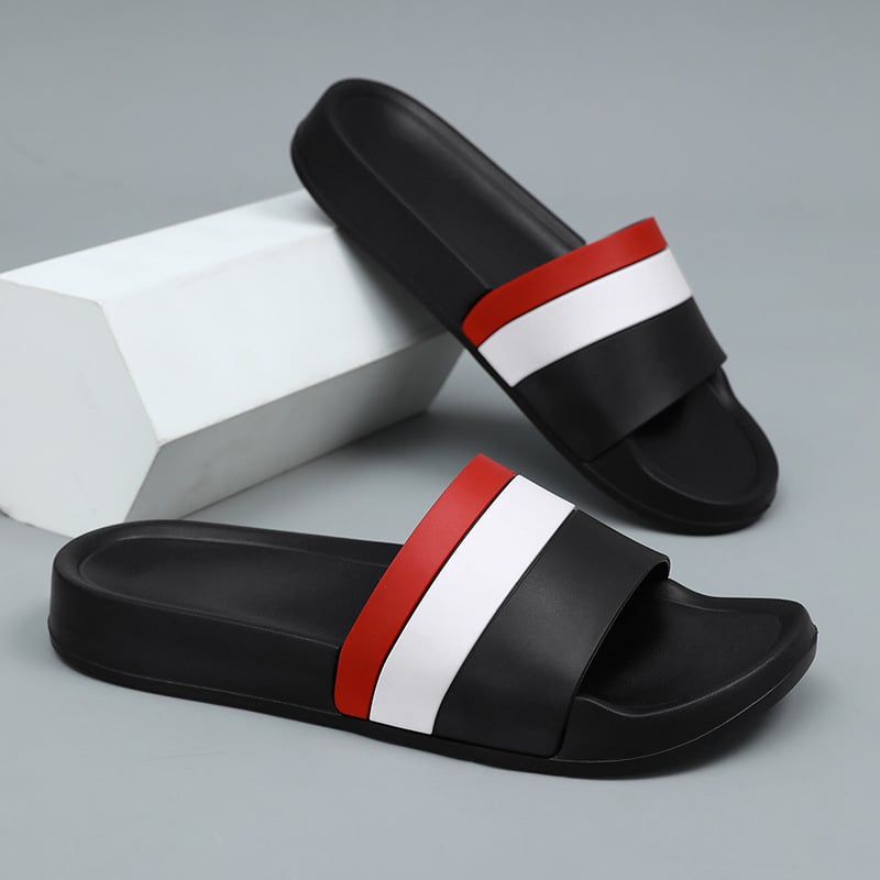 Šlepetės su viena juosta — viršus PVC, padas EVA, slip-on, kasdieninis stilius