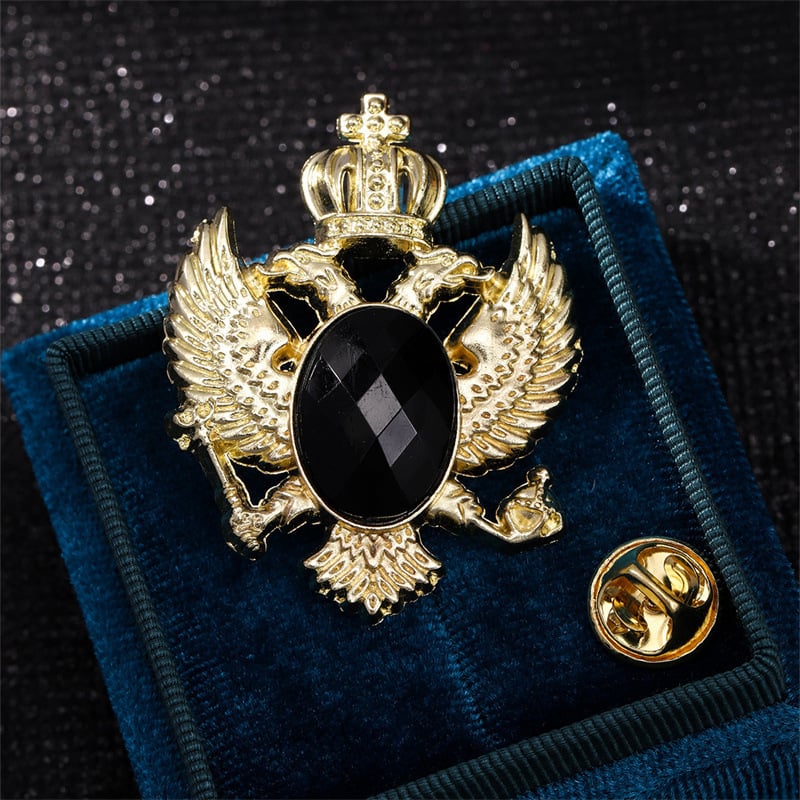 Broš s krunom i anđeoskim krilima, legura, elektroplatirana, unisex, memorijalna i dekorativna